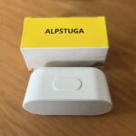 Bild på IKEA ALPSTUGA liggandes på ett bord