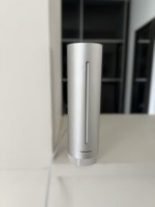 Netatmo väderstation på bänk